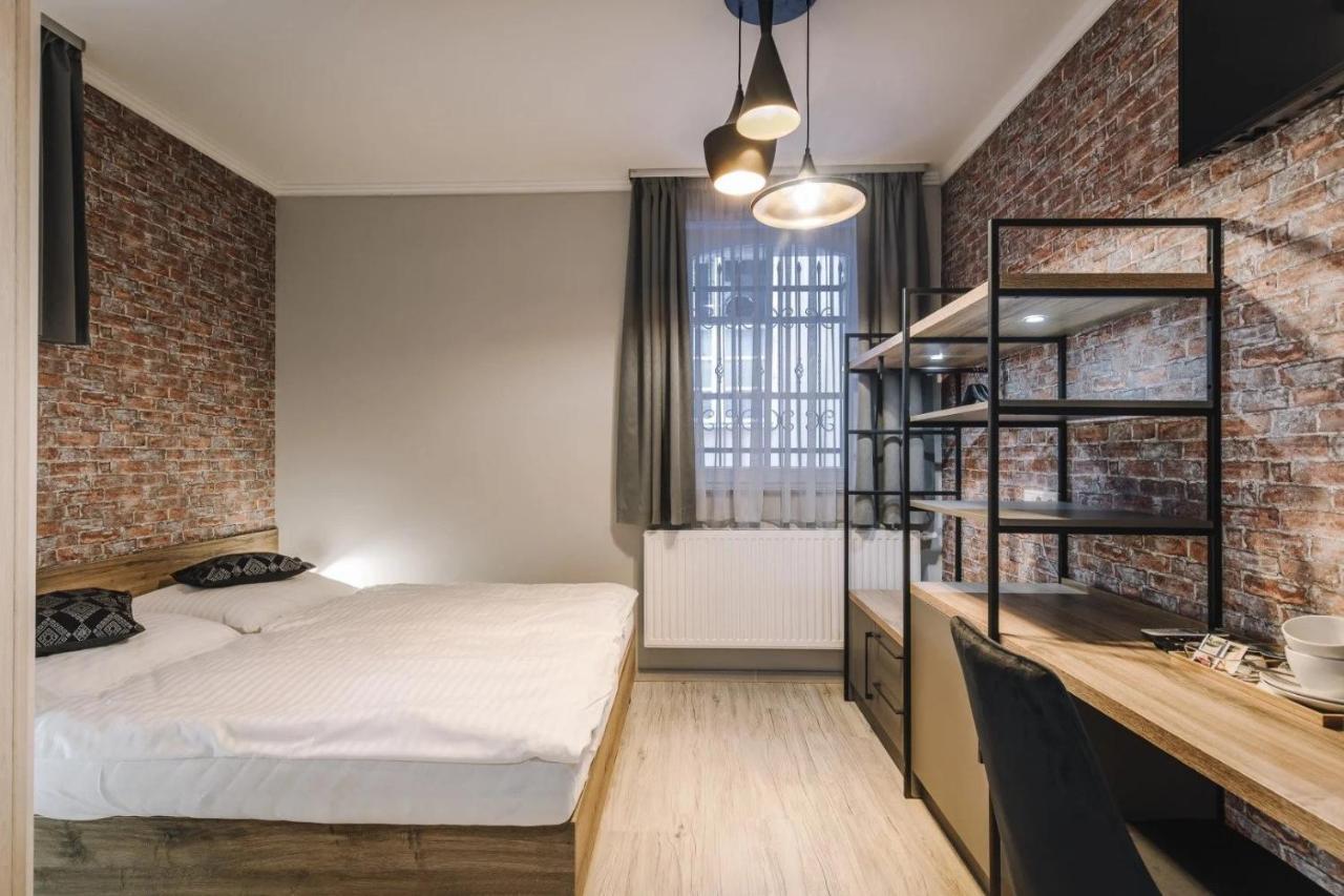 Apartmanhaz Soho Gyor Exterior photo