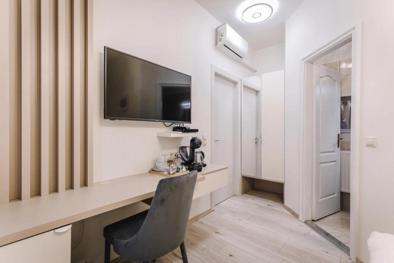 Apartmanhaz Soho Gyor Exterior photo