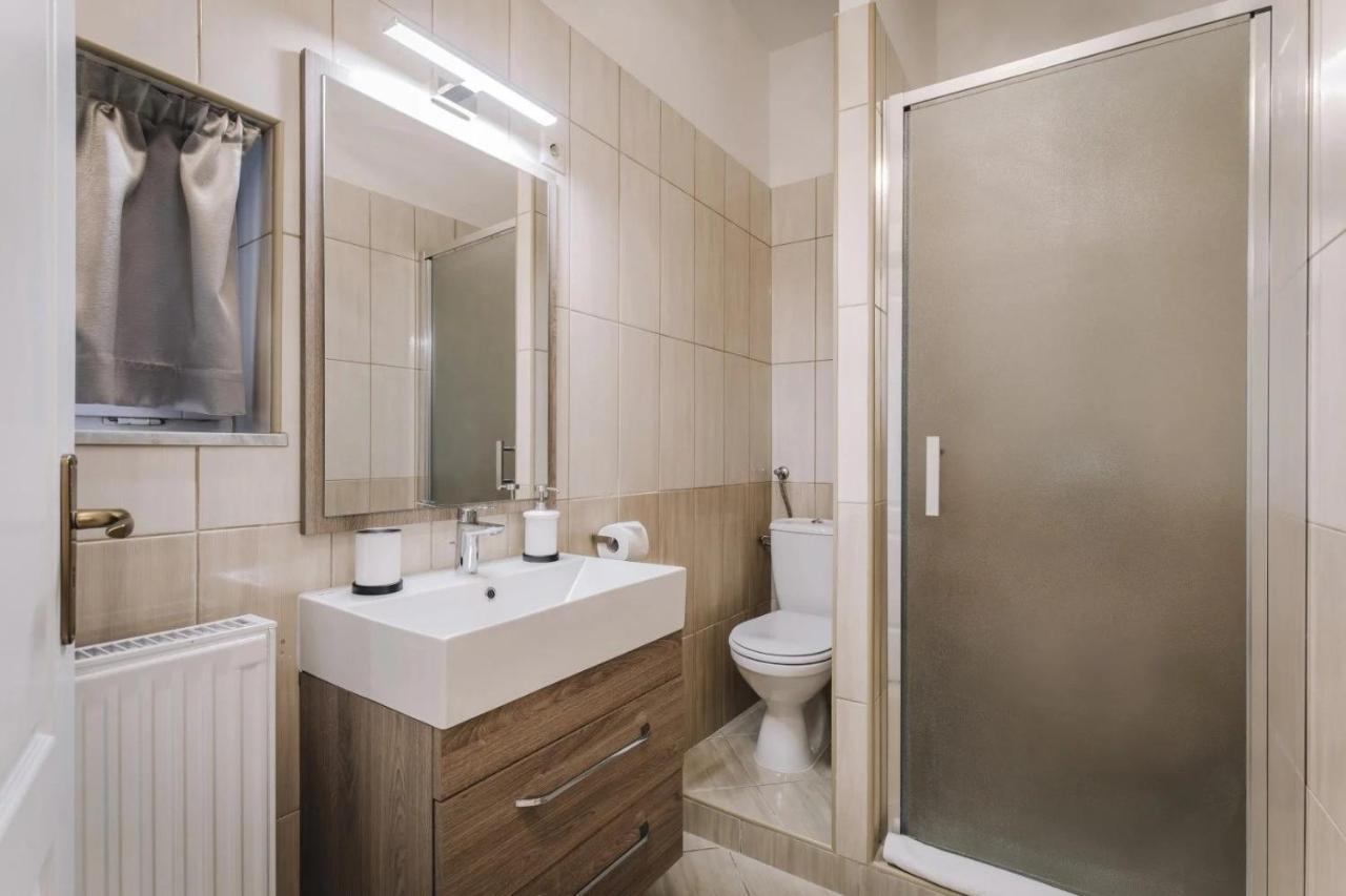 Apartmanhaz Soho Gyor Exterior photo