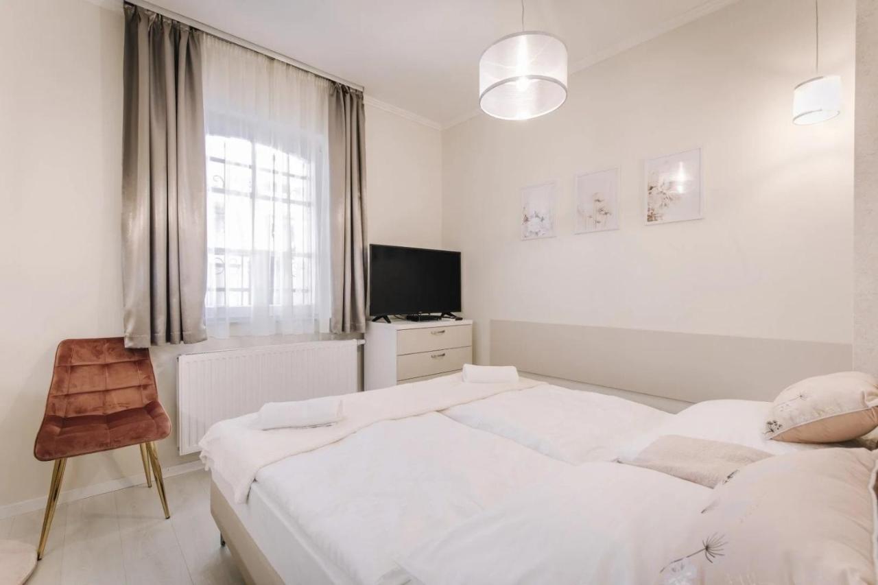 Apartmanhaz Soho Gyor Exterior photo